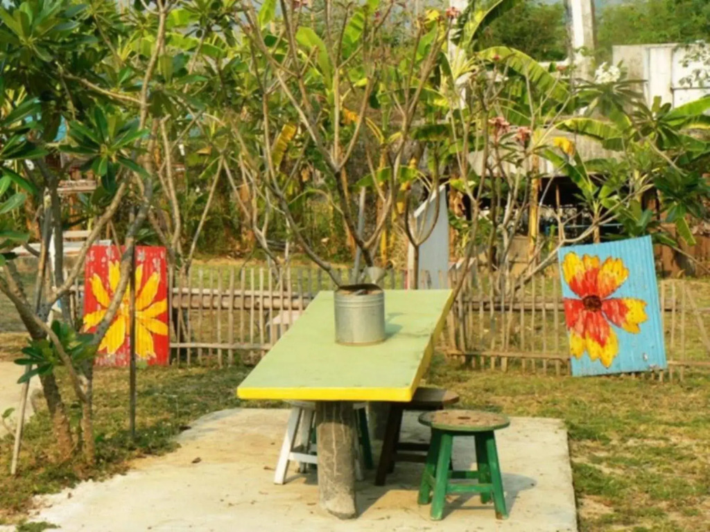 Norn Pai Norn Play Guesthouse