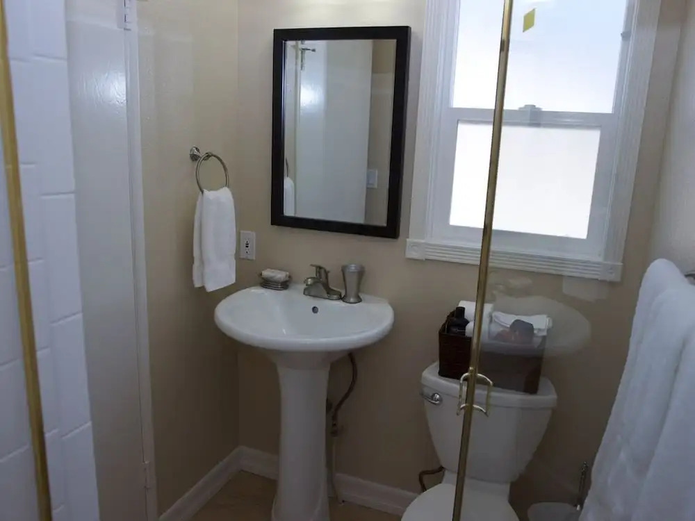 A Wrinkle In Time 4 Bedrooms 2 Bathrooms Home