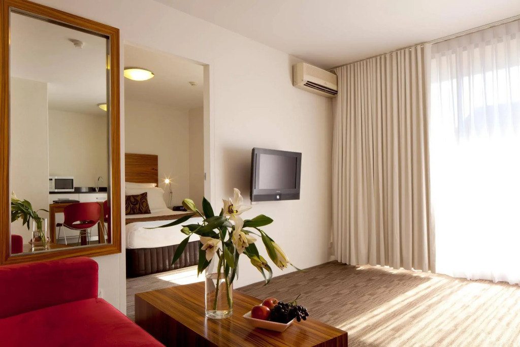 Cambridge Hotel Sydney