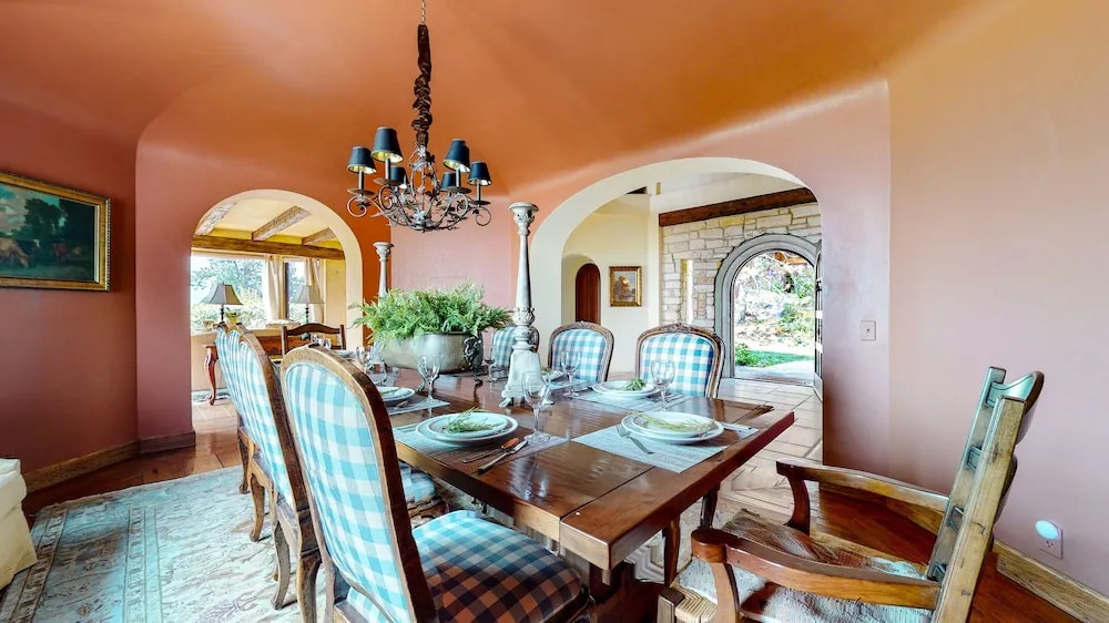 Juniper Ridge 16 5000 sq ft, Grand Chateau at Eagle, Expansive Mountain Views by RedAwning