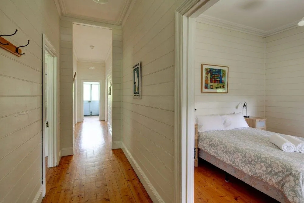 Palm Cottage - Pet Friendly Victorian Cottage