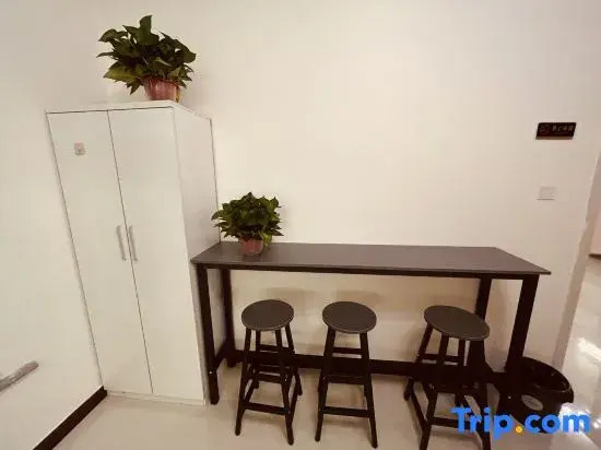 Leyee Capsule Hostel (Hailiang Square)
