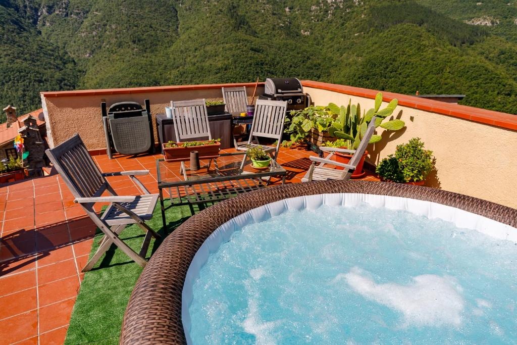 Arvé Castelbianco - B&B e Appartamento