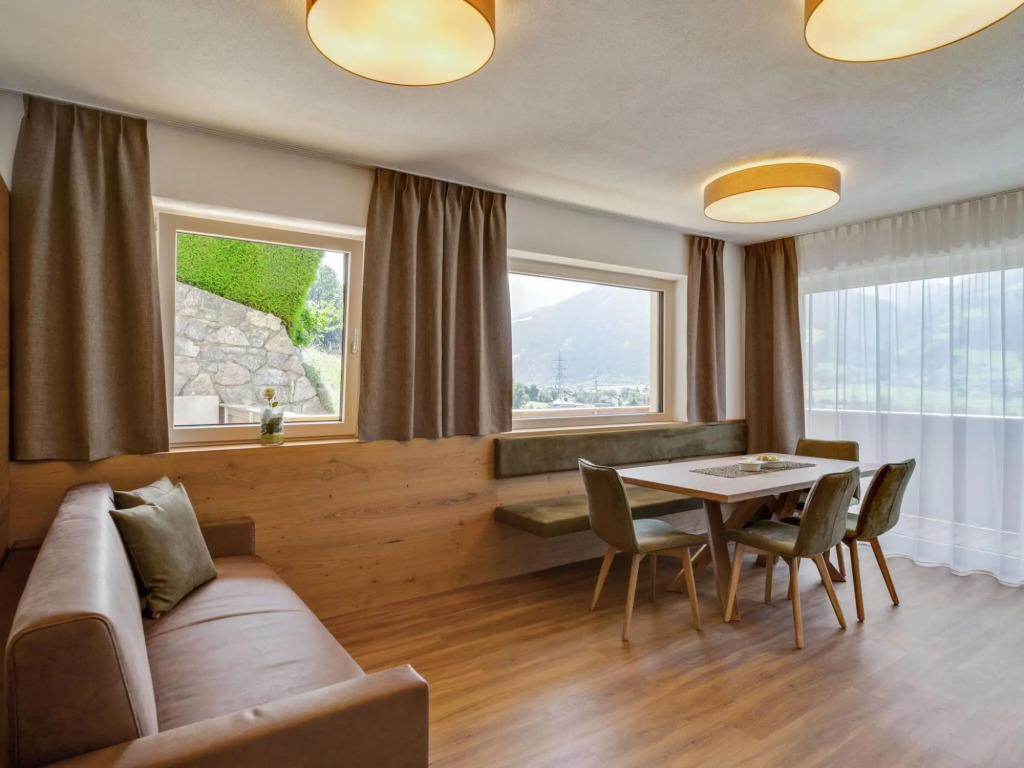 Beautiful Flat in Hart With Fitness Room