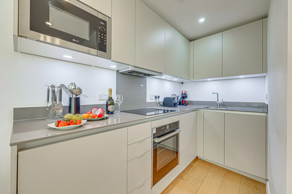 Gloucester Road Apartments by DMONTRIO
