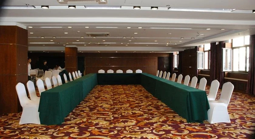 Dream Land Hotel
