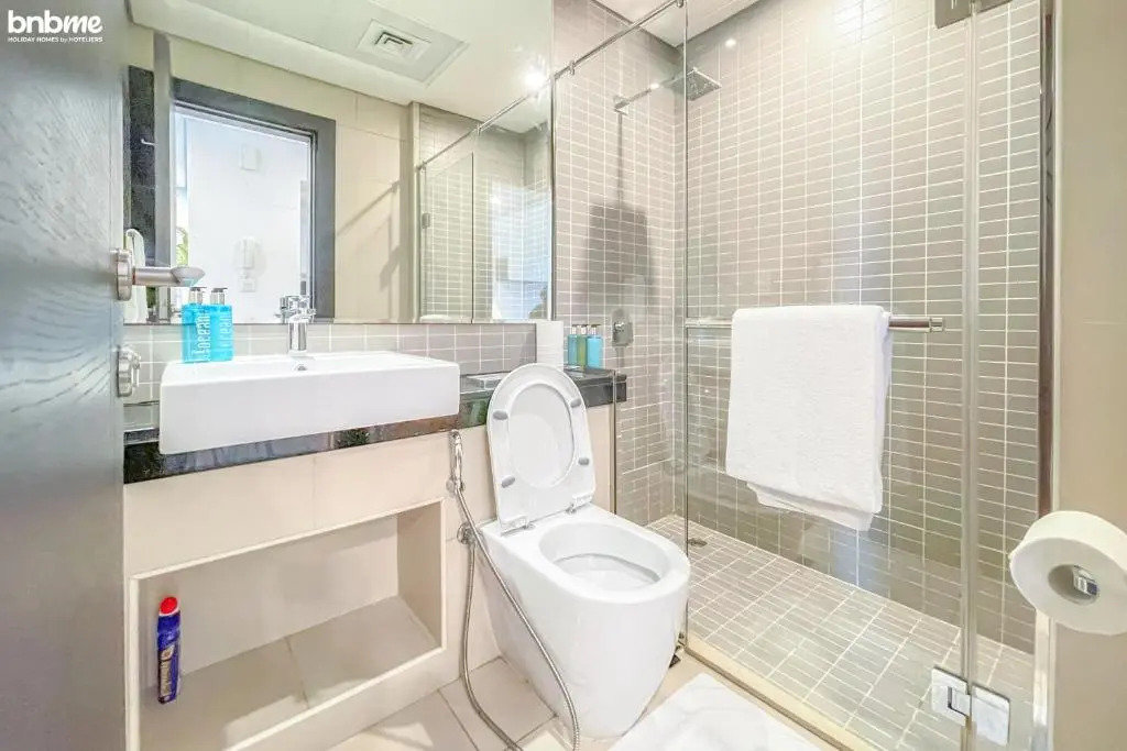 Classic Studio - heart of the Marina - by bnbme homes - 808