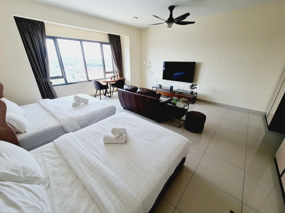 DaMen Homestay @SubangHomeStay
