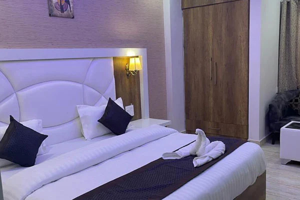 Hotel Elgrovia