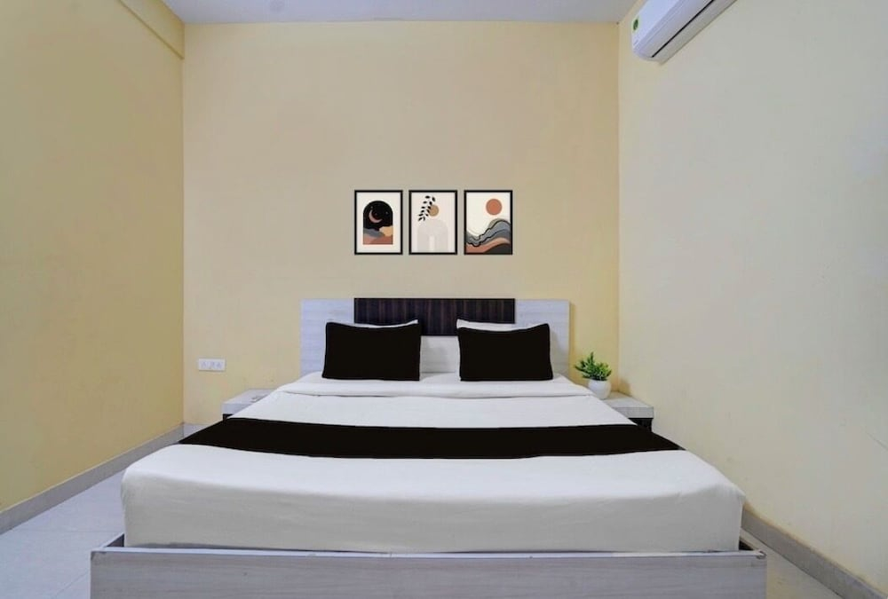 Hotel Sri Krishna Palace