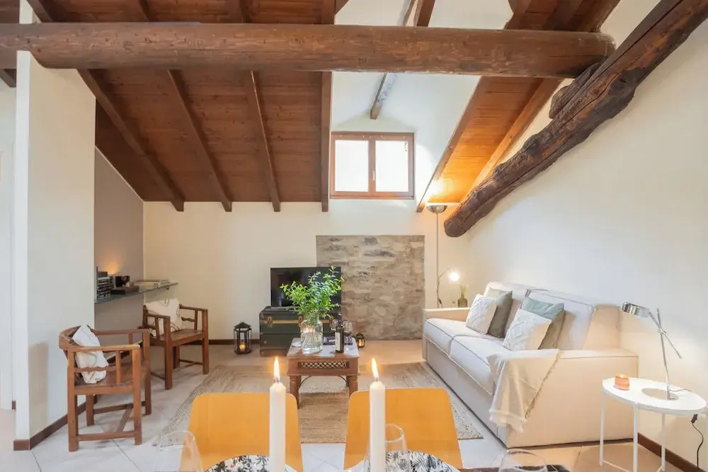 Plinio 10 by Rent all Como