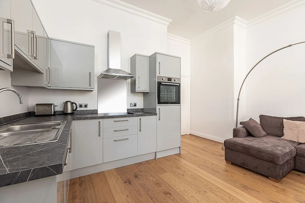 Bright Flat for 4 in Islington, Near Angel