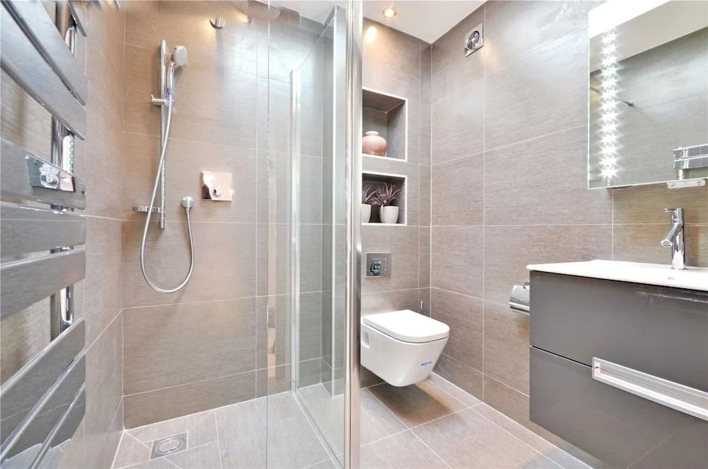 2 Bedroom House In West Hampstead