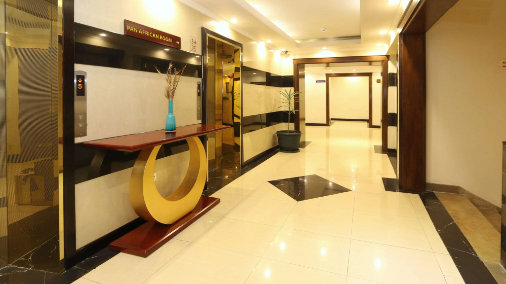 Elilly International Hotel