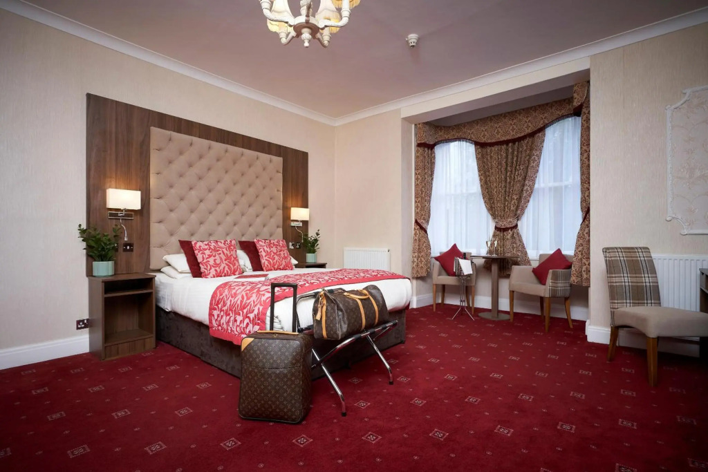 Kingston Theatre Hotel