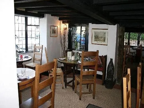 The Three Cups Inn