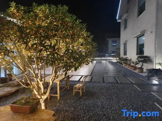Yangxindian Homestay (Huaguoshan Scenic Area)