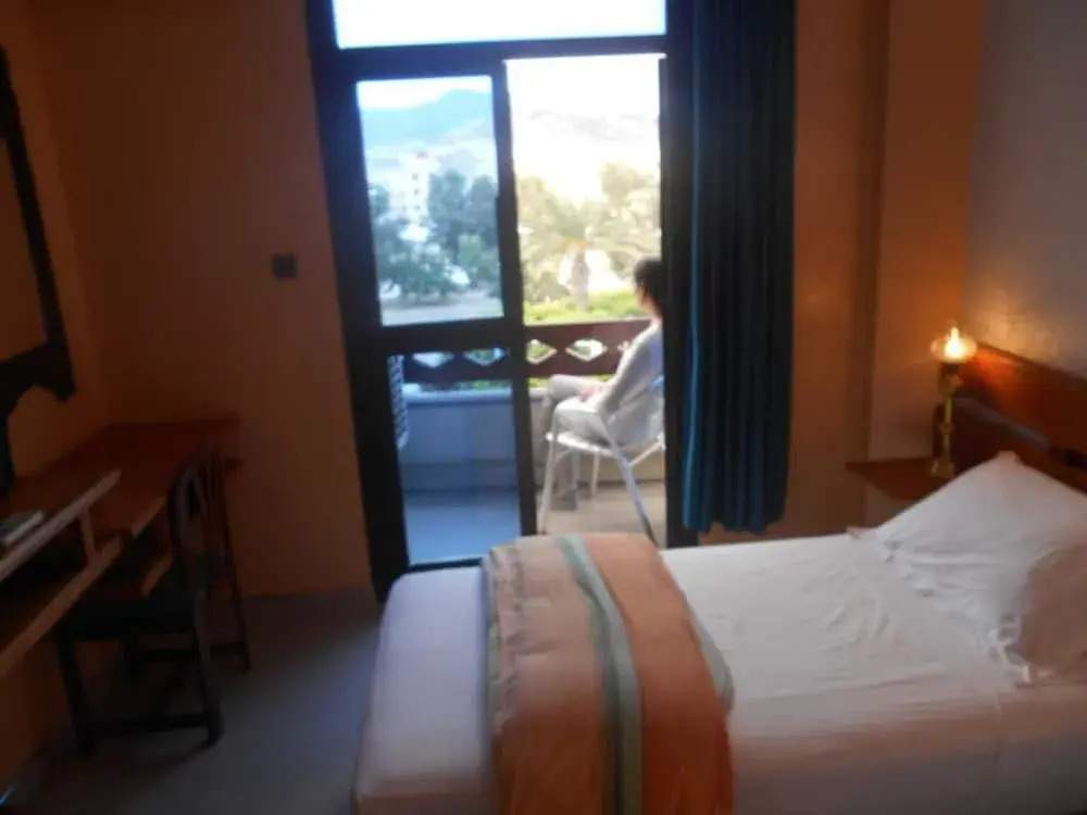 Hotel Babel