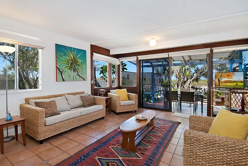 Azolla Beach House