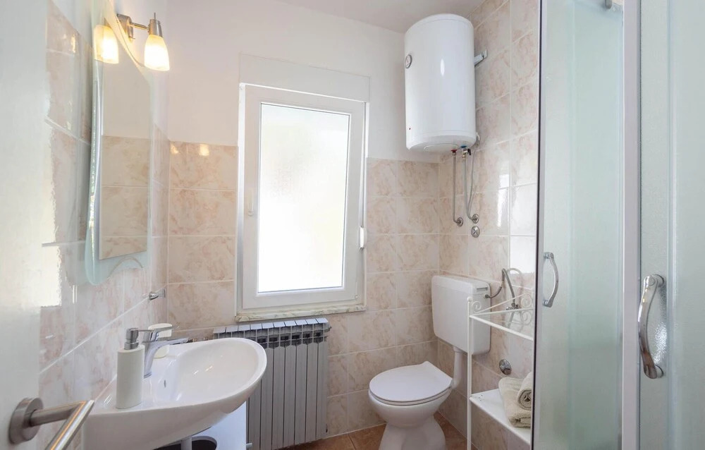 Amazing Home in Podstrana With Outdoor Swimming Pool, Wifi and 5 Bedrooms