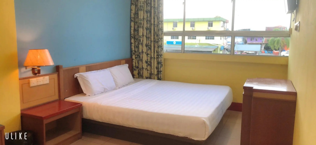 Mandarin Inn by OYO Rooms