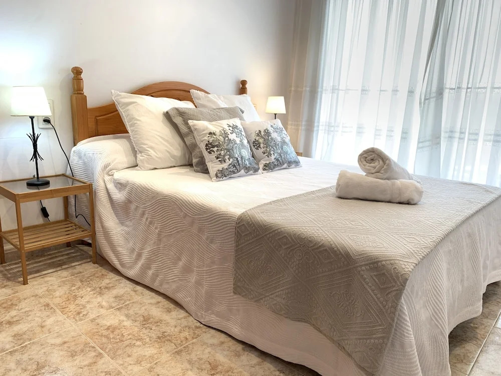 T&H Aventura Park Family Apartment