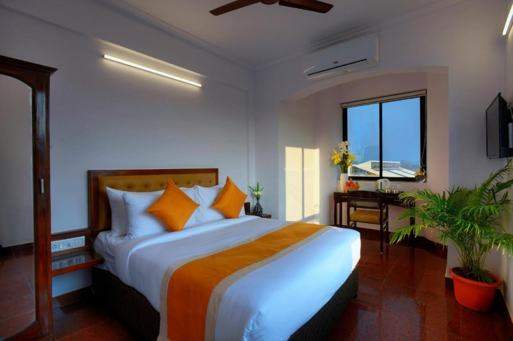 Nova Goa Hotel