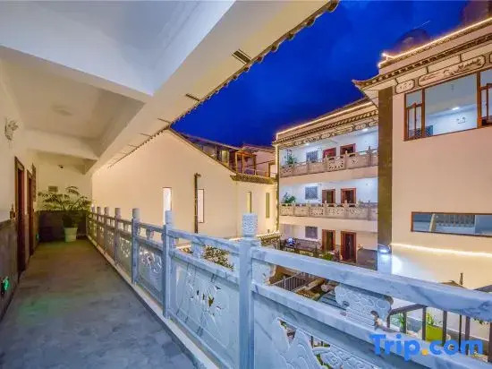 Dali Foreign Township Autumn Residence
