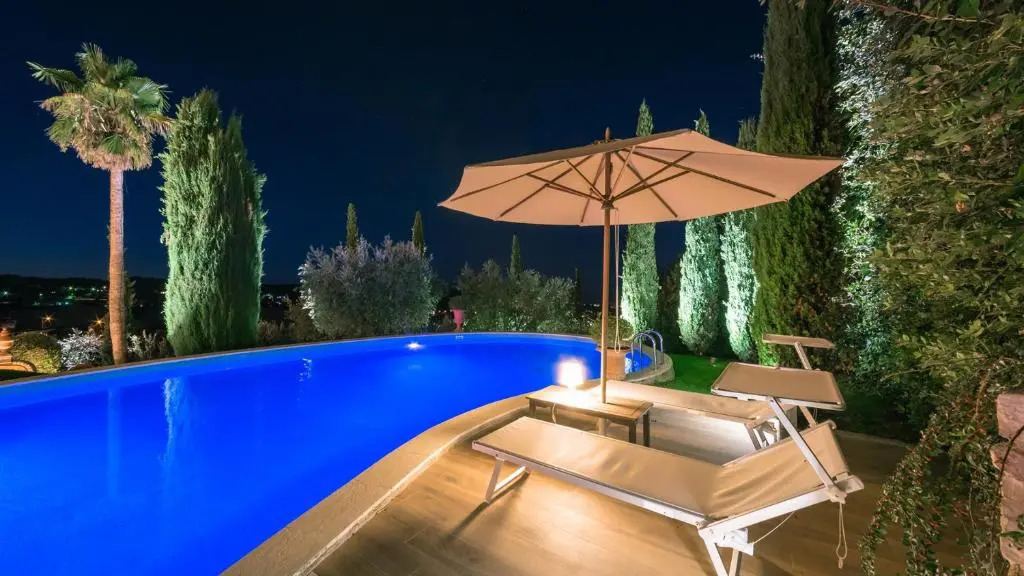 FONTESPINA 6, Emma Villas