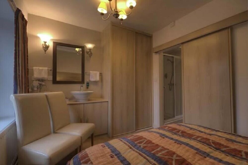 Kearton Country Hotel