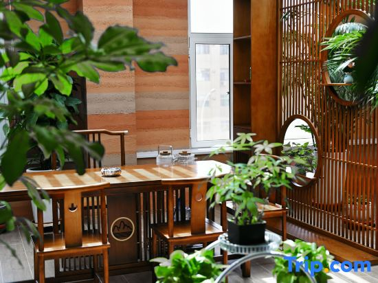 Jinchang Muqi Shangpin Hotel
