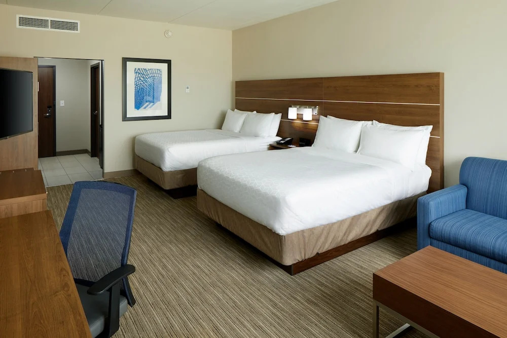 Holiday Inn Express & Suites - Cincinnati North - Liberty Way by IHG