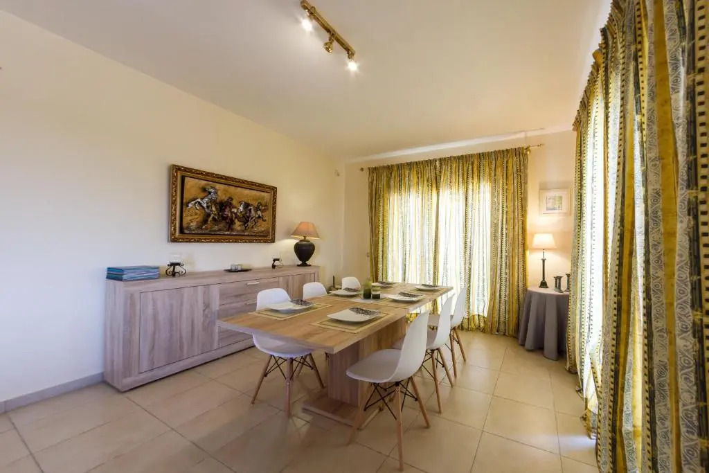 Dimitras House with Private Pool