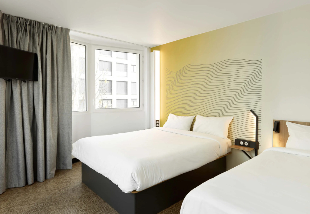 B&B HOTEL Massy Gare TGV