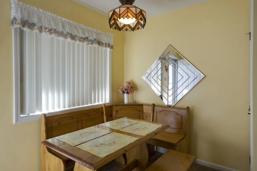 Tiffanie By The Sea D322 - 2 Br Condo