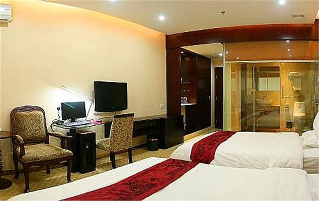 Donghe Hotel