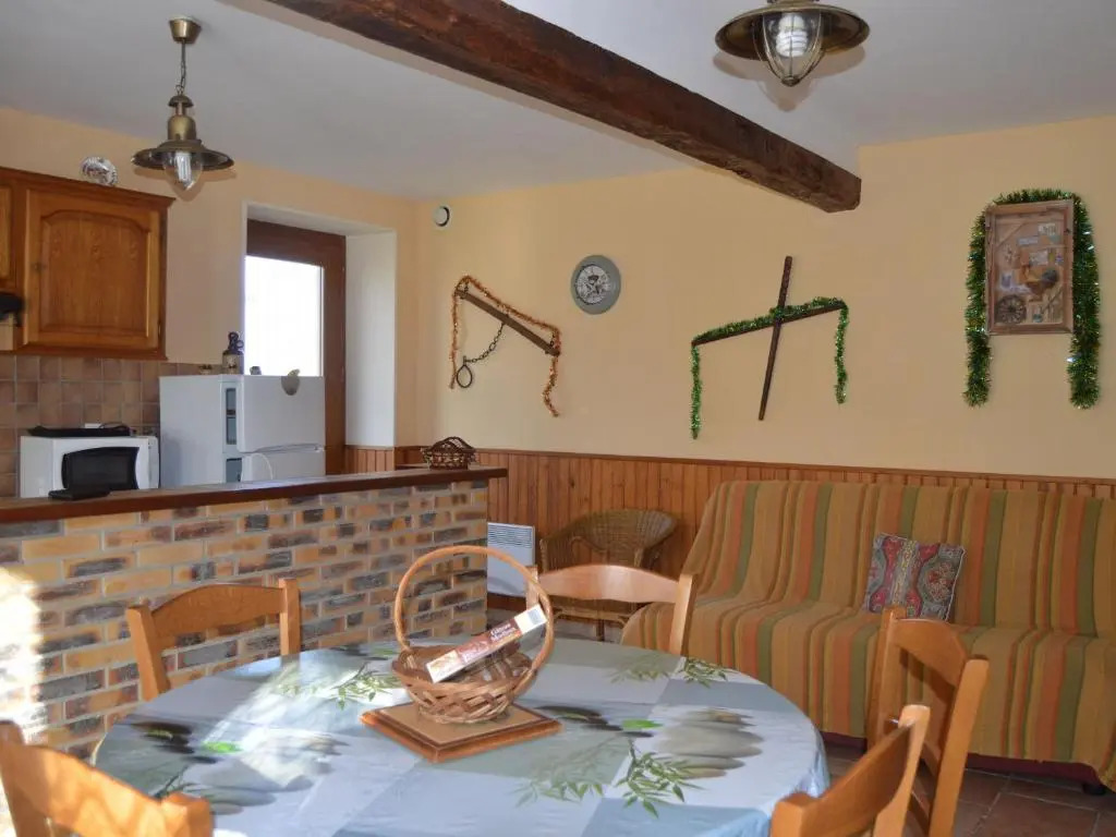 Gîte familial calme avec jardin, près du lac dÉguzon et des plus beaux villages de la Creuse - FR-1-591-100