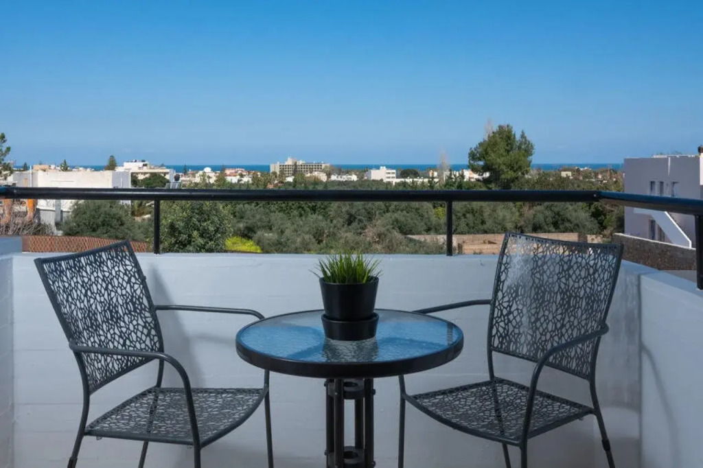Pasiphae Hotel