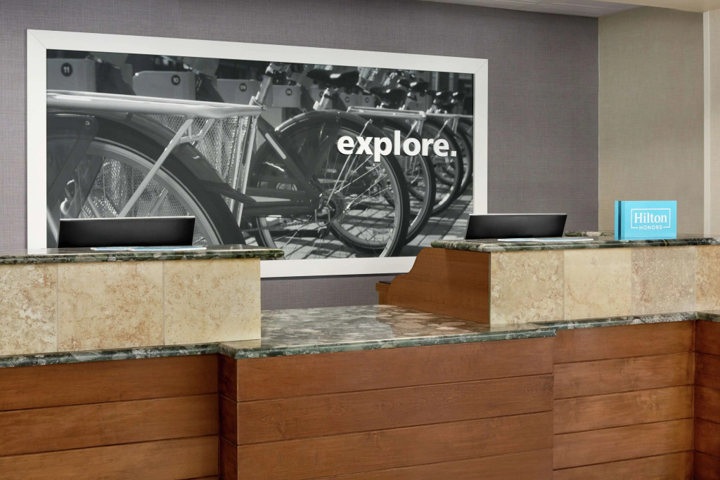 Hampton Inn & Suites Greenville-Downtown-Riverplace