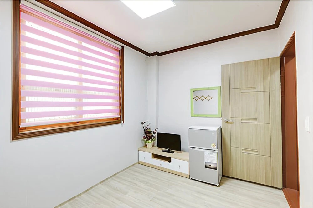 Buan Sagyejeol Pension