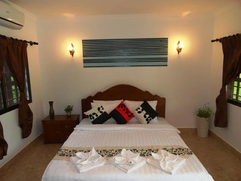 N4 Hotel