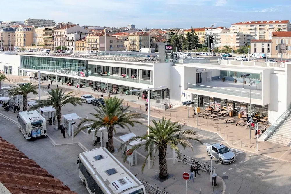 Two bedrooms Cannes Florida