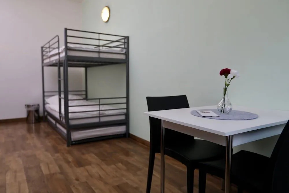 Elsässer Hostel
