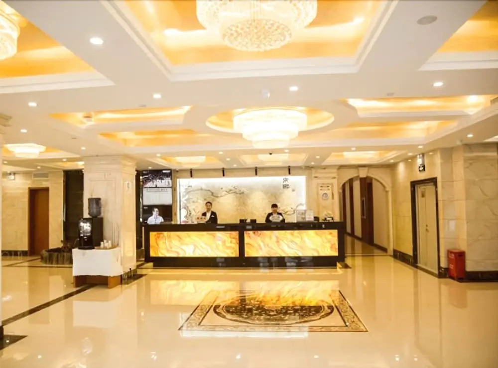 GreenTree Eastern Changchun FAW West Station Hotel