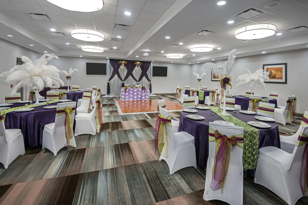 Holiday Inn - Beaumont East-Medical Ctr Area by IHG