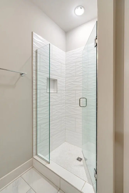 Mesmerize Melrose - Mins to Broadway - 2 Bedrooms