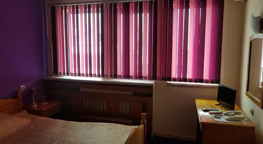Hotel Kiev-FREE PARKING