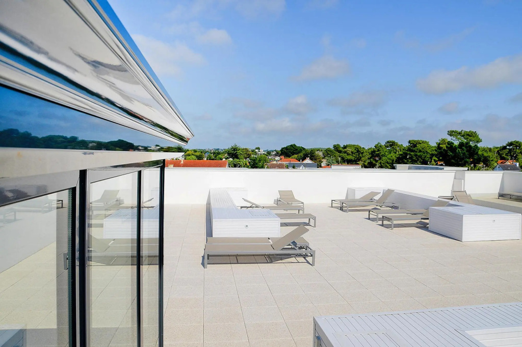 Coastal Stay With Pool in La Baule