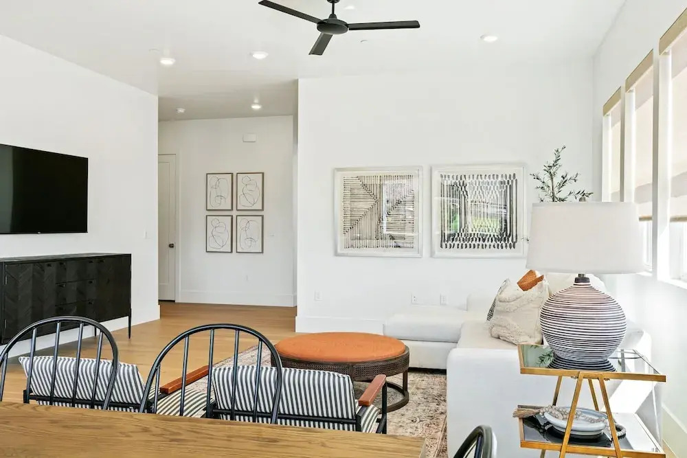 Villa #31 At Bloomington Country Club 3 Bedroom Condo by Redawning