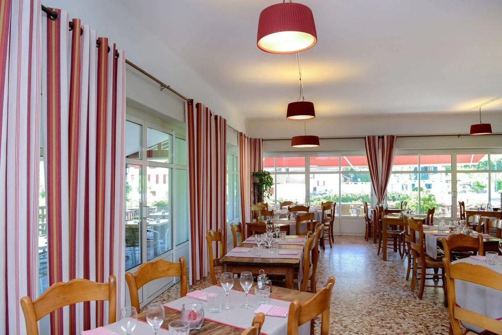 Logis Hotel Ur-Hegian